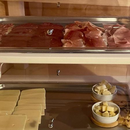 Affittacamere S'Alzola Porto Rotondo Bagian luar foto